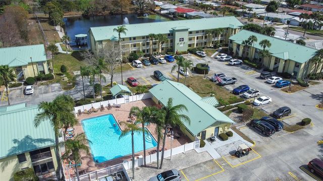 6077 113TH STREET 621, Seminole, FL 33772