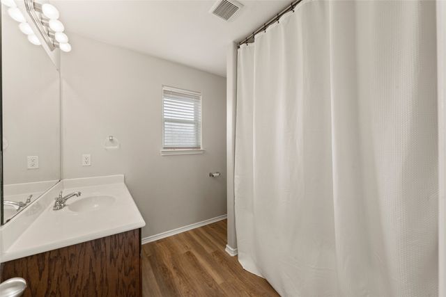 247 Ashland Drive, Woodway, TX 76712