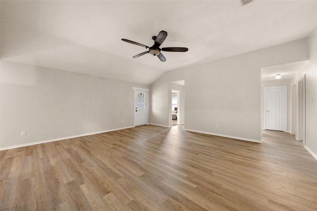 247 Ashland Drive, Woodway, TX 76712