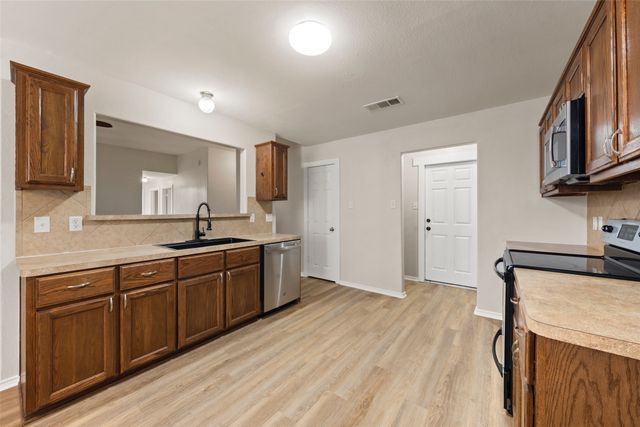 247 Ashland Drive, Woodway, TX 76712