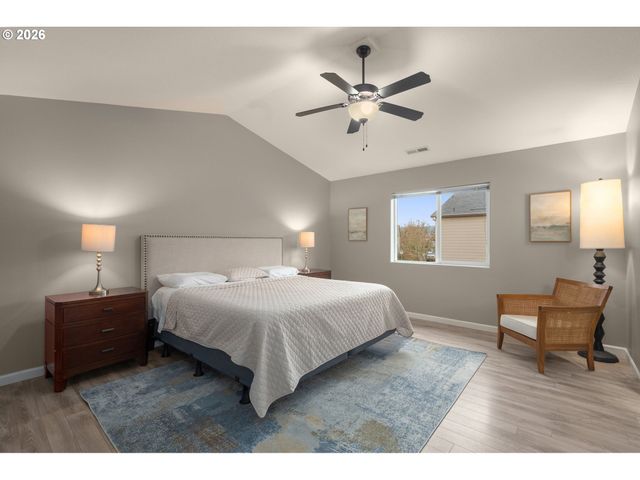 52183 Se TUSSING Way, Scappoose, OR 97056