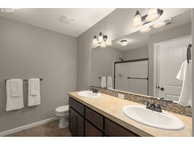 52183 Se TUSSING Way, Scappoose, OR 97056