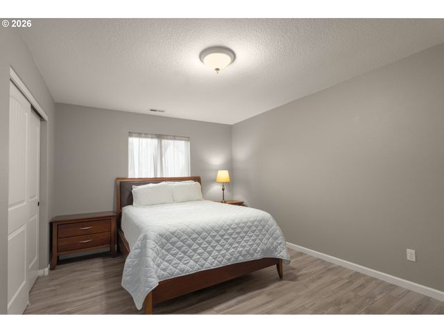 52183 Se TUSSING Way, Scappoose, OR 97056