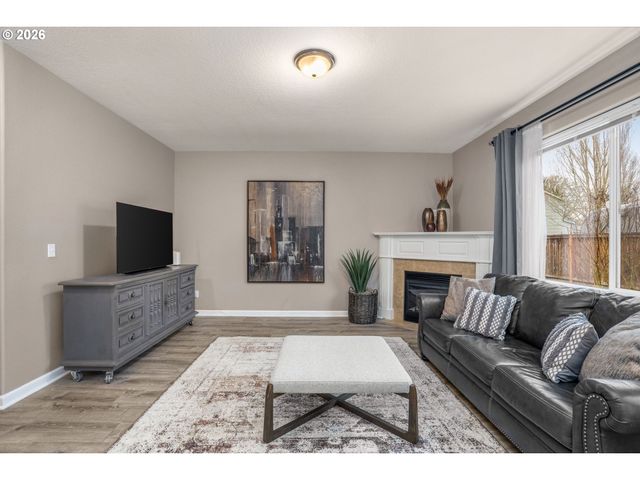 52183 Se TUSSING Way, Scappoose, OR 97056