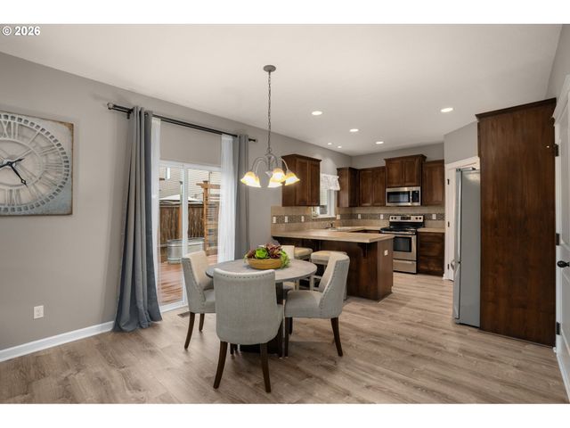 52183 Se TUSSING Way, Scappoose, OR 97056