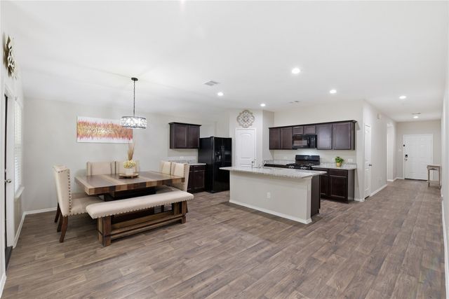 518 Road 5138, Cleveland, TX 77327