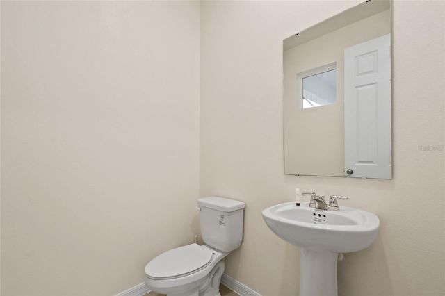 8905 COCONUT BREEZE DRIVE, Kissimmee, FL 34747