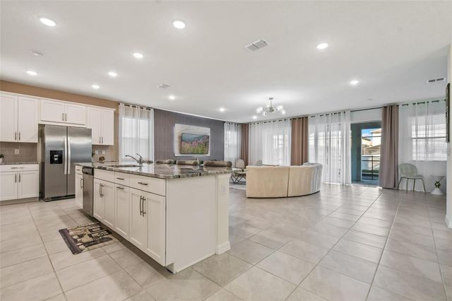 8905 COCONUT BREEZE DRIVE, Kissimmee, FL 34747
