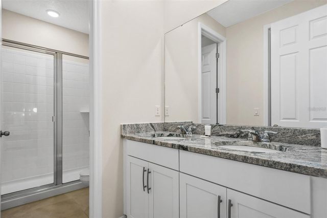 8905 COCONUT BREEZE DRIVE, Kissimmee, FL 34747
