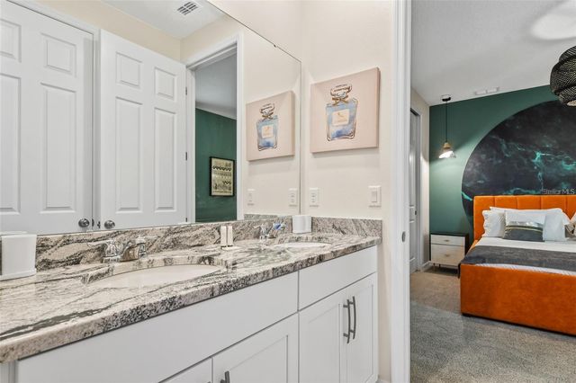 8905 COCONUT BREEZE DRIVE, Kissimmee, FL 34747
