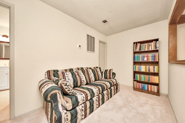 9433 Pagewood Ln, Houston, TX 77063
