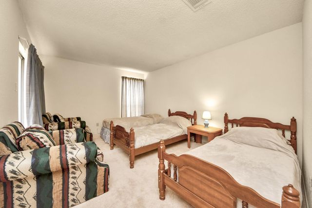 9433 Pagewood Ln, Houston, TX 77063