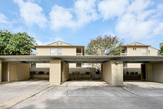 9433 Pagewood Ln, Houston, TX 77063