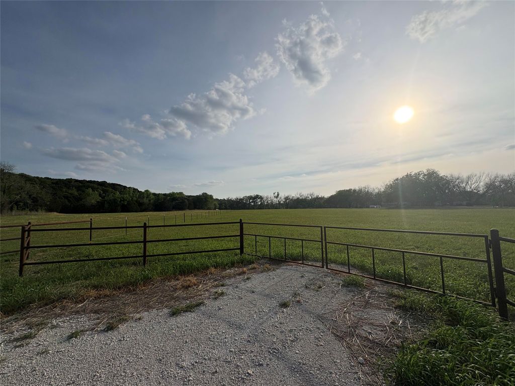152 Fm 2114, Aquilla, TX 76622