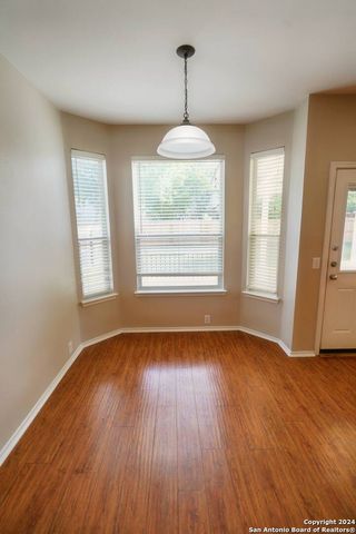 4736 GREEN BLUFF DR, Schertz, TX 78154