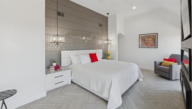 9204 Indian Knoll Trail, Keller, TX 76248