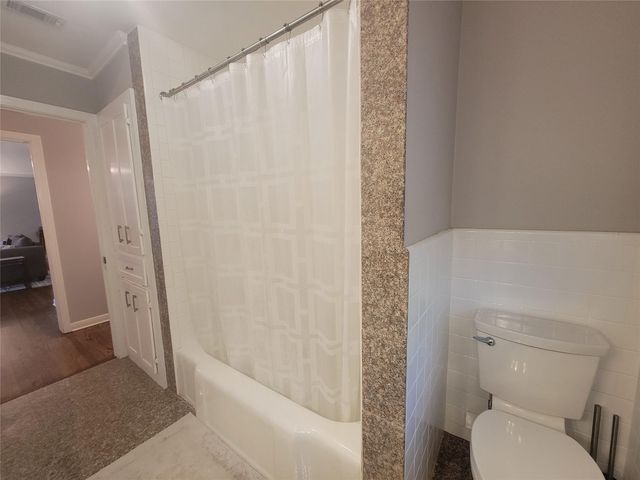 3402 Deal Street, Houston, TX 77025