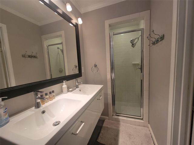 3402 Deal Street, Houston, TX 77025