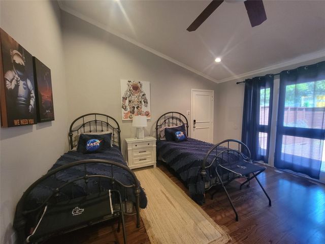 3402 Deal Street, Houston, TX 77025
