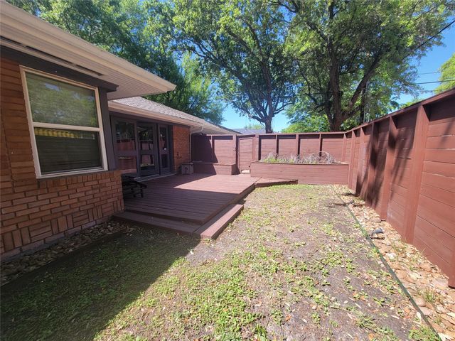 3402 Deal Street, Houston, TX 77025