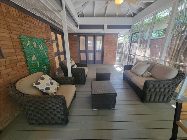 3402 Deal Street, Houston, TX 77025