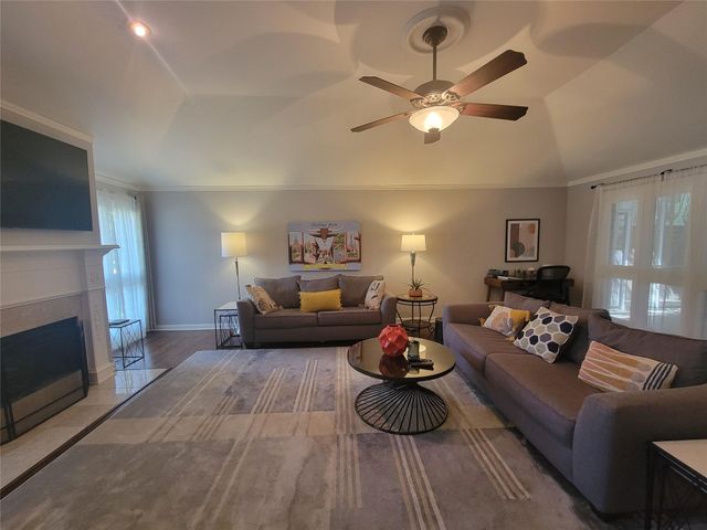 3402 Deal Street, Houston, TX 77025