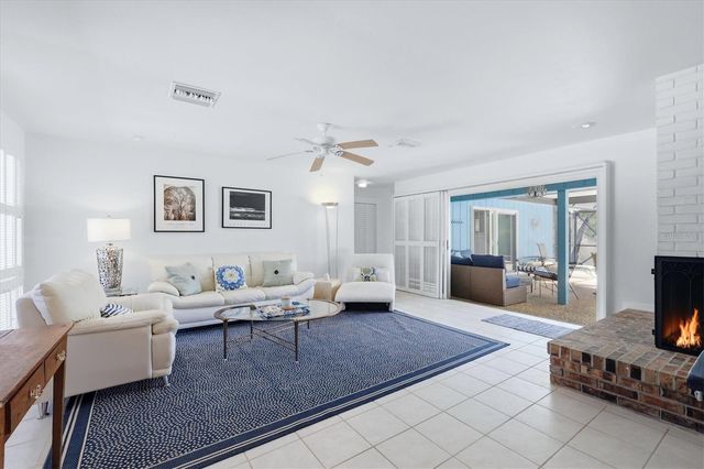 616 LYONS LANE, Longboat Key, FL 34228