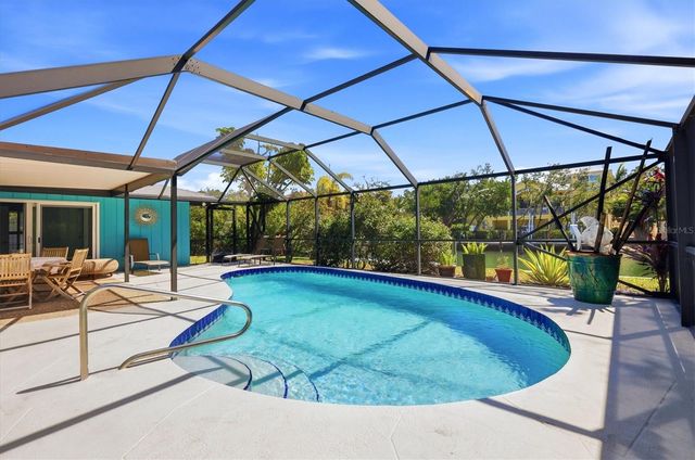 616 LYONS LANE, Longboat Key, FL 34228