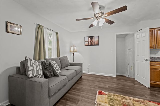 1235 Summit AVE, Portsmouth, VA 23704