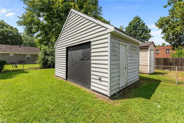1235 Summit AVE, Portsmouth, VA 23704