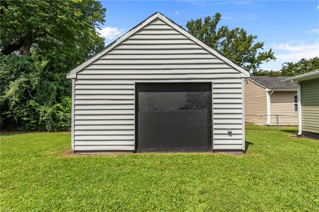 1235 Summit AVE, Portsmouth, VA 23704