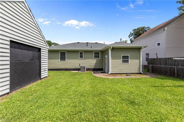 1235 Summit AVE, Portsmouth, VA 23704