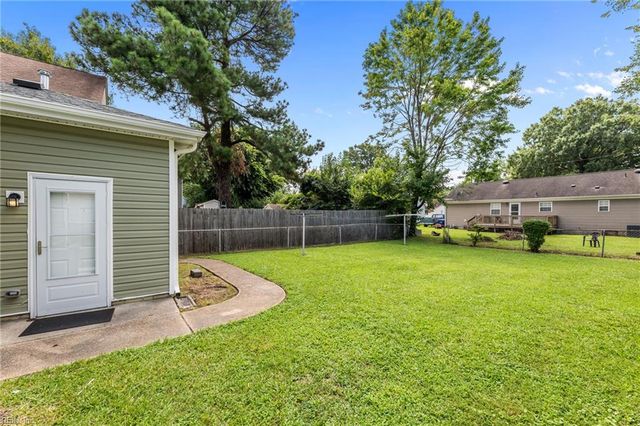 1235 Summit AVE, Portsmouth, VA 23704