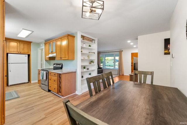 1403 E Orchard Drive, North Manchester, IN 46962