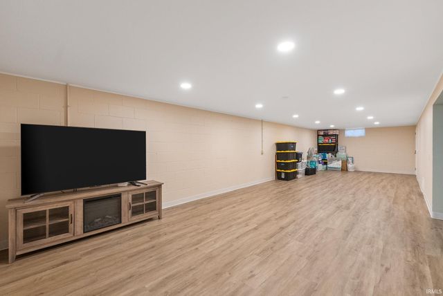 1403 E Orchard Drive, North Manchester, IN 46962