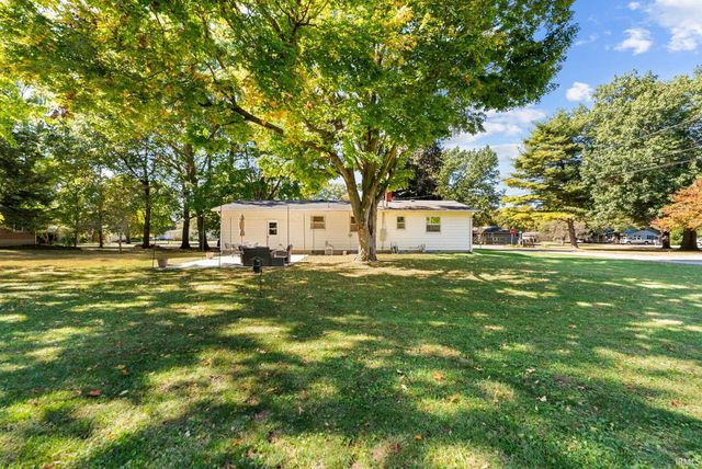 1403 E Orchard Drive, North Manchester, IN 46962