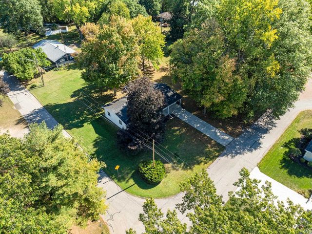 1403 E Orchard Drive, North Manchester, IN 46962