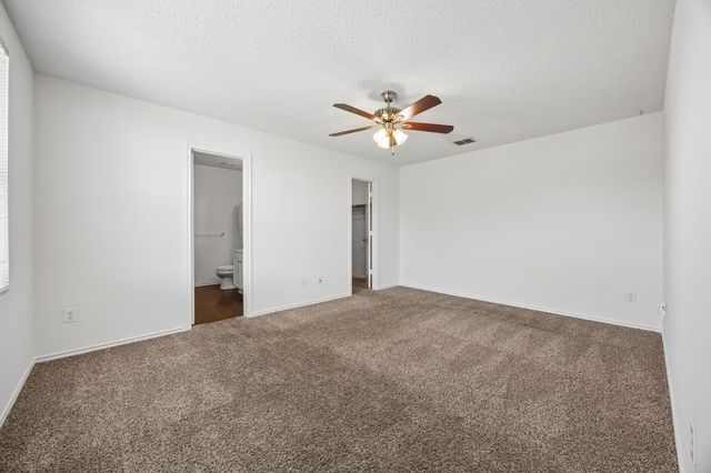 1412 Sunflower Court, Burleson, TX 76028