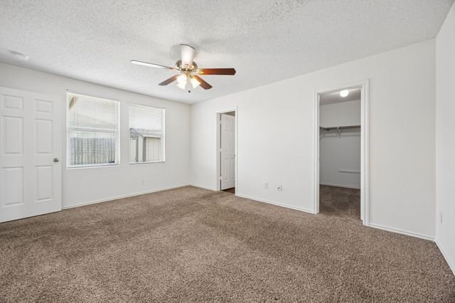 1412 Sunflower Court, Burleson, TX 76028