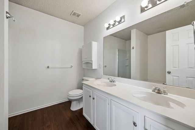 1412 Sunflower Court, Burleson, TX 76028