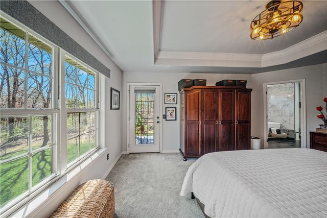 4 Lynher Lane, Bella Vista, AR 72714