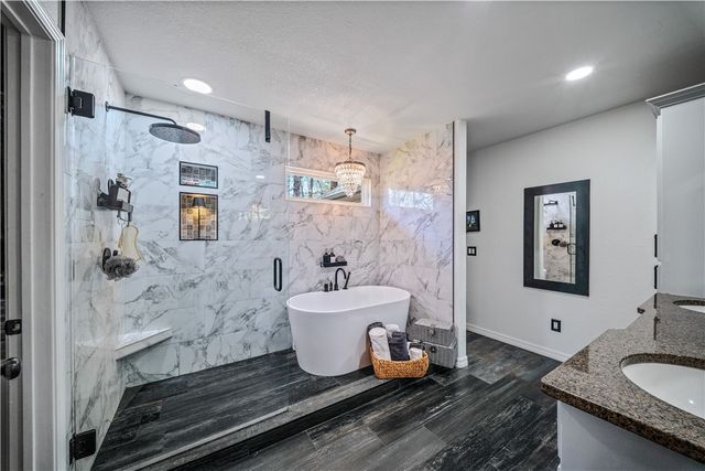 4 Lynher Lane, Bella Vista, AR 72714