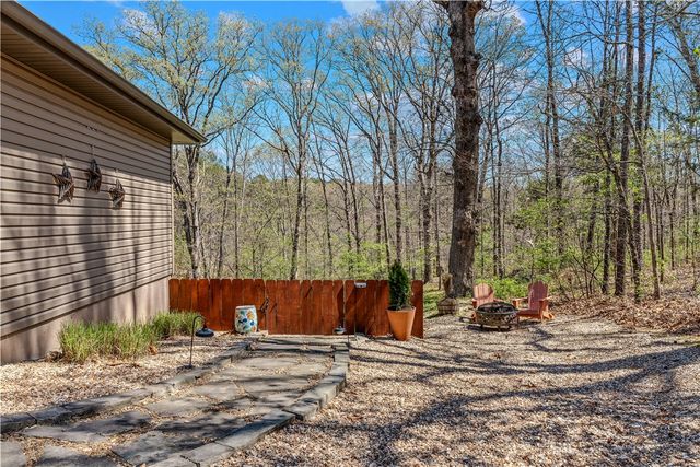 4 Lynher Lane, Bella Vista, AR 72714