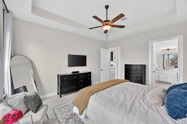 9827 Wright Drive, Manvel, TX 77578