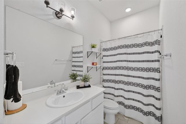 9827 Wright Drive, Manvel, TX 77578