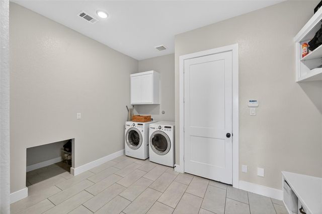 9827 Wright Drive, Manvel, TX 77578