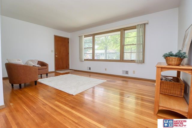 6039 Franklin Street, Lincoln, NE 68510