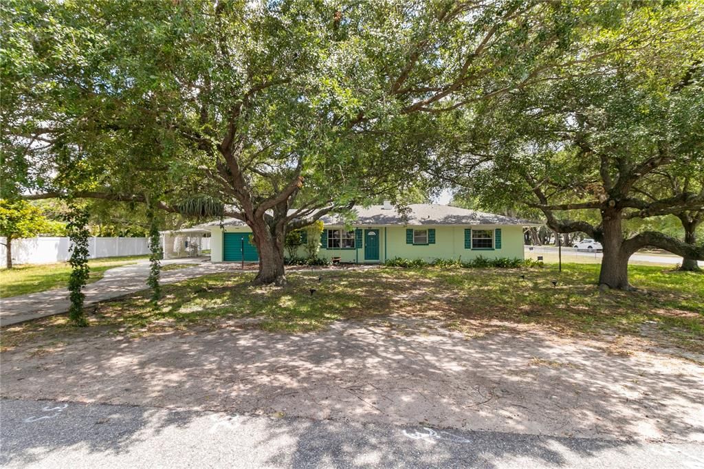 200 28TH AVENUE E, Bradenton, FL 34208