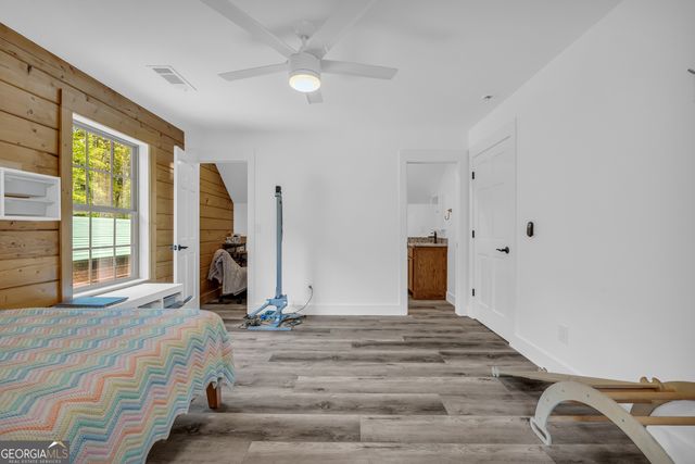 280 Shore Crest Drive, Martin, GA 30557