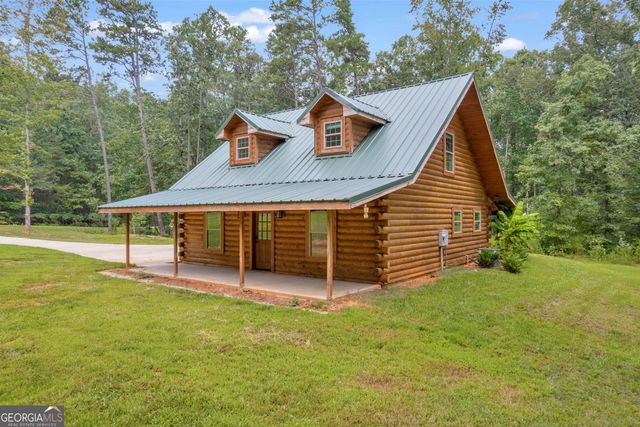 280 Shore Crest Drive, Martin, GA 30557